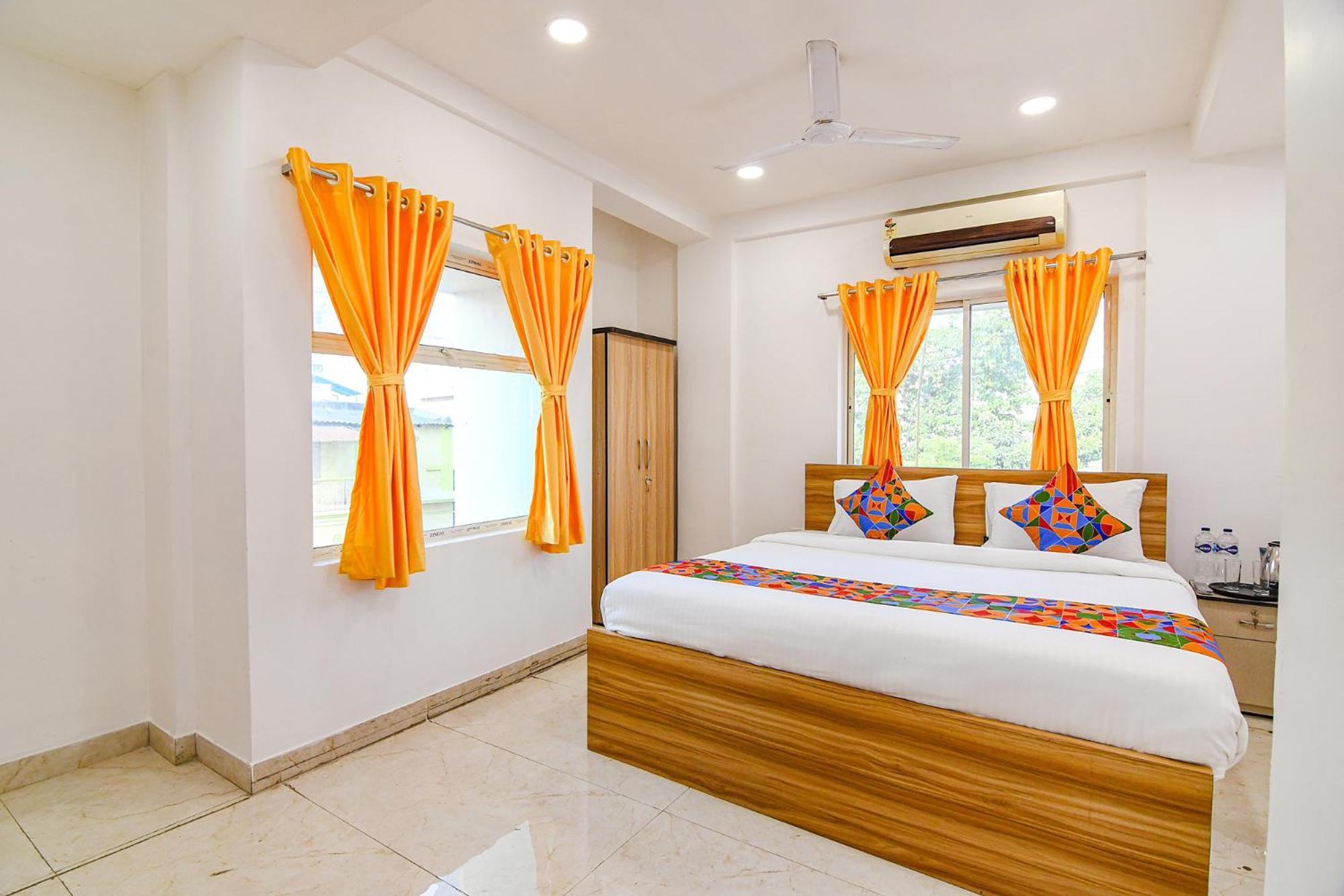 Fabhotel Grand Hazra Inn - Nr Ballygunge Station Калькутта Экстерьер фото